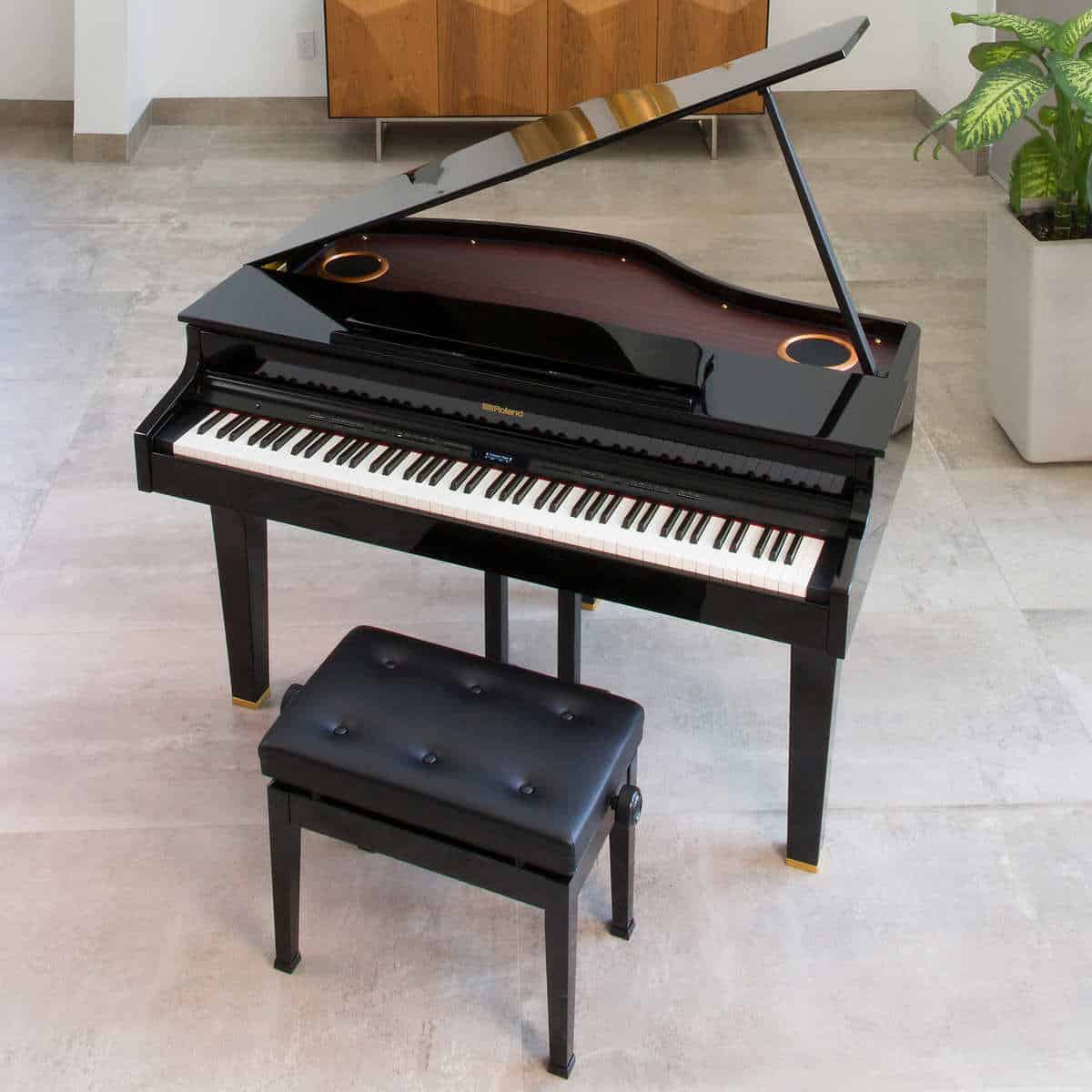 glass baby grand piano vst